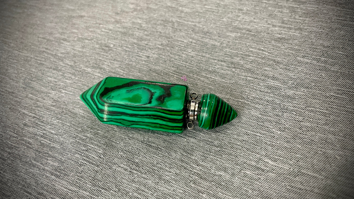 Crystal (Multiple Stone Options) Malachite Onyx Healing Chakra Energy Hollow Stash Pendant Bottle Necklace with Mini Spoon for Ash/Oil/Herbs